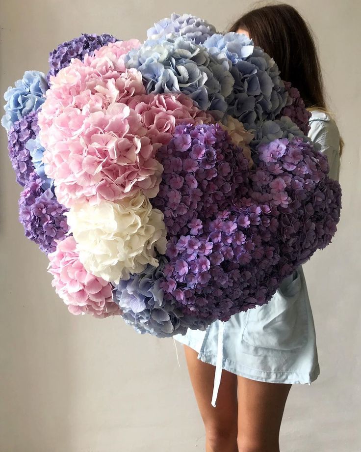 The Hidden Meaning Behind Wedding Flower